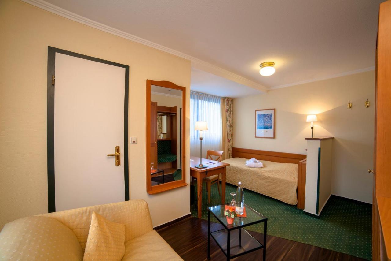 Hotel Zur Post Waldbreitbach المظهر الخارجي الصورة