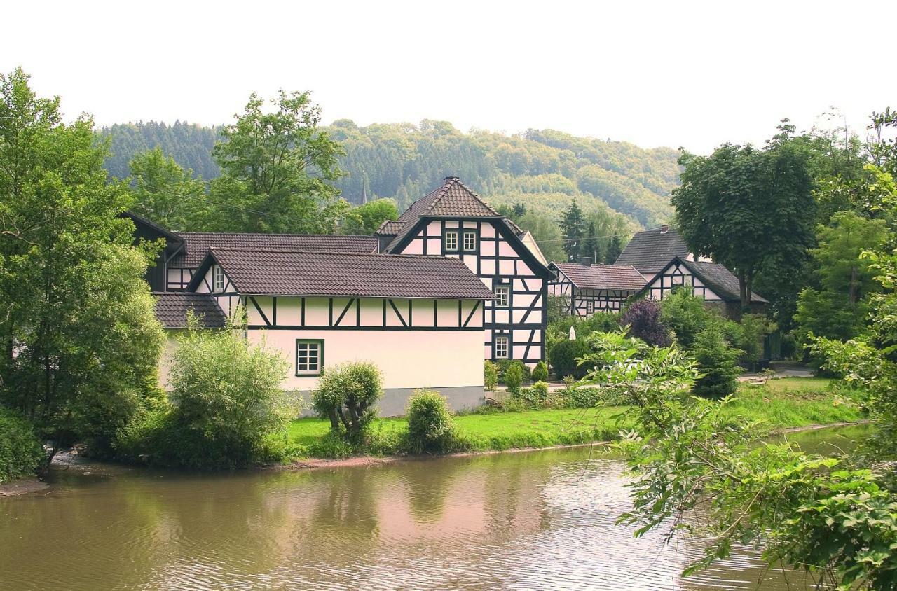 Hotel Zur Post Waldbreitbach المظهر الخارجي الصورة